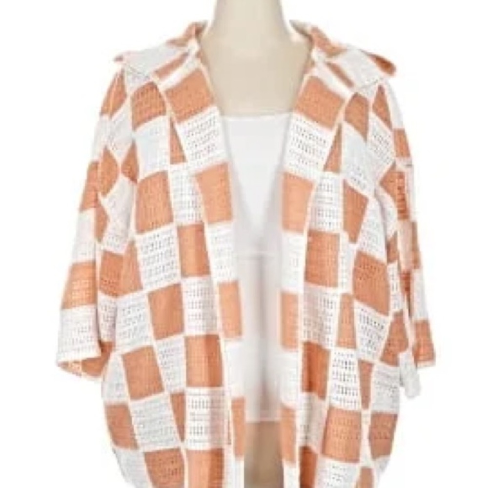 Torrid Peach and White Knit Cardigan